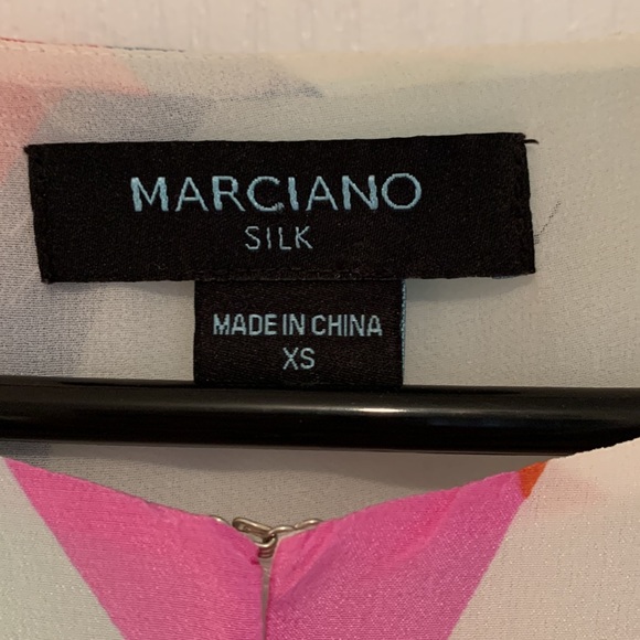 MARCIANO DRESS. X-SMALL. - Picture 9 of 9